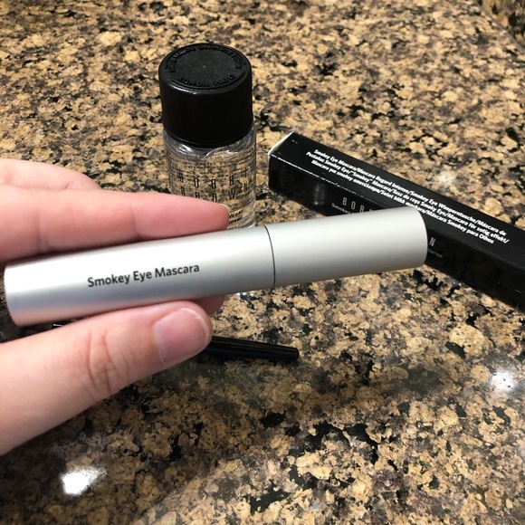 Bobbi Brown Makeup Set- NEW - Picture 6 of 10